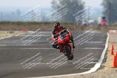 media/Sep-20-2025-TrackDaz (Sat) [[27f0cde673]]/B Group/220pm (Turn 9)/